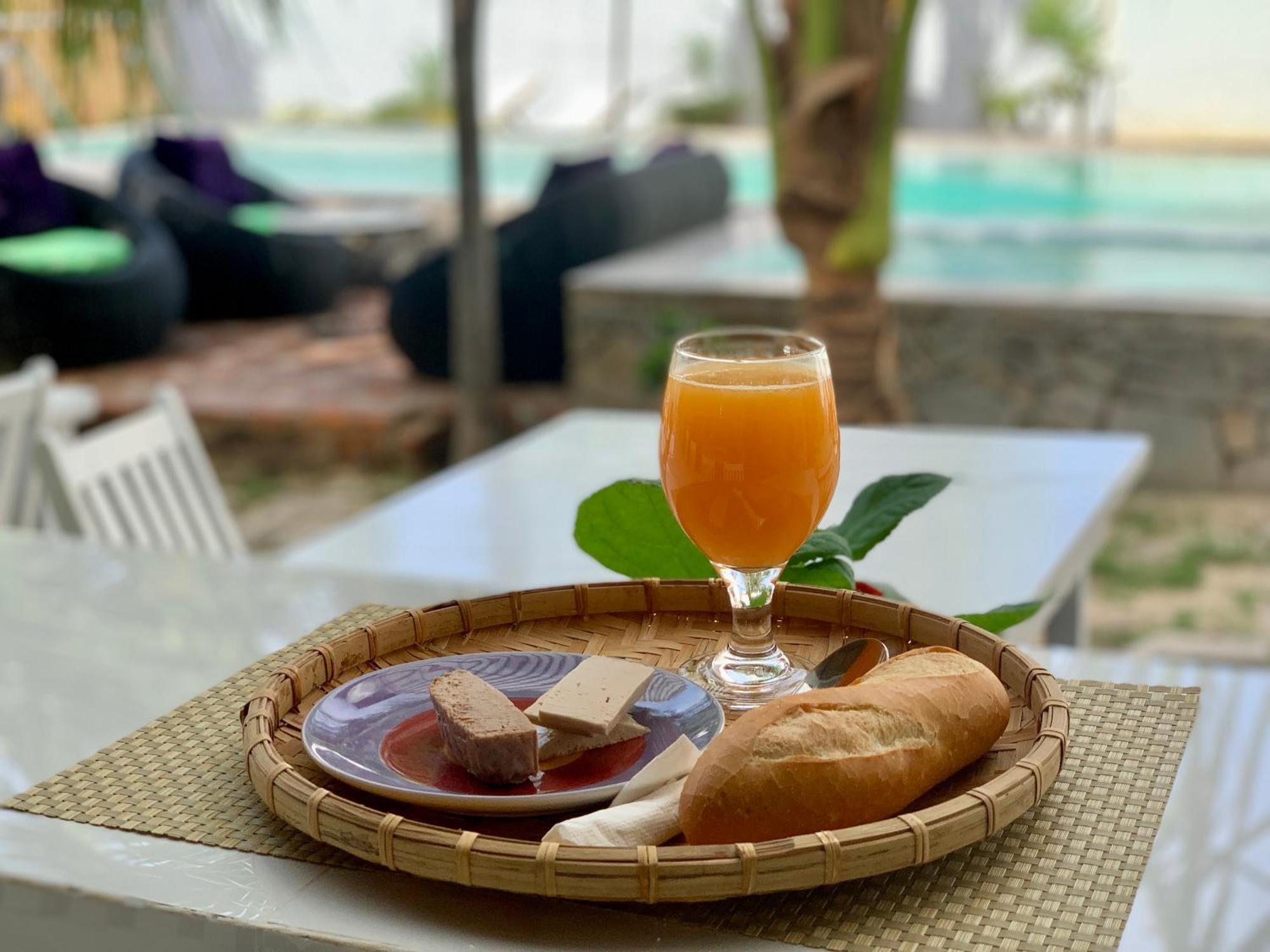 A L Y S S A Seaside Muine Hotel Mui Ne Exterior photo