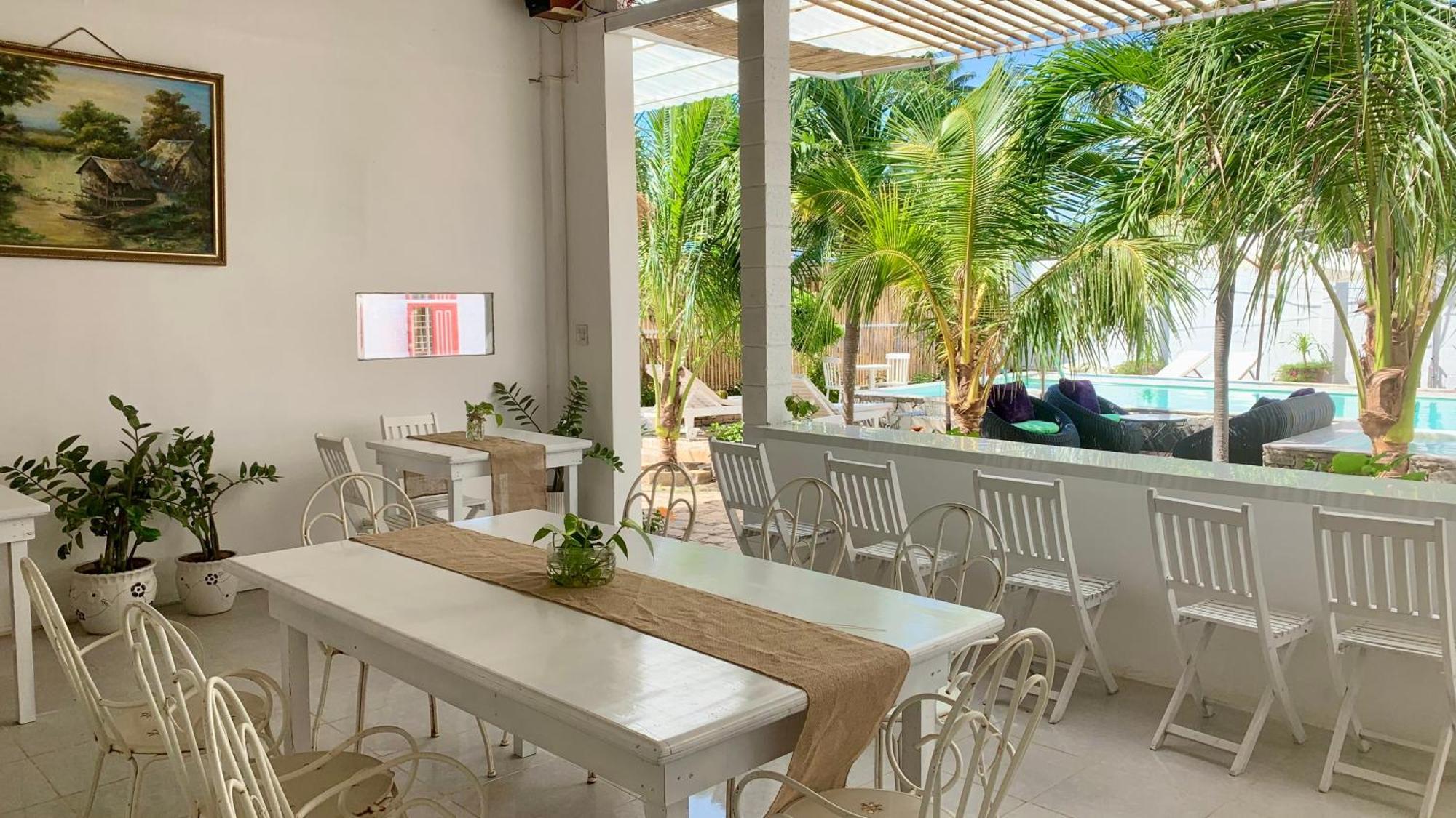 A L Y S S A Seaside Muine Hotel Mui Ne Exterior photo