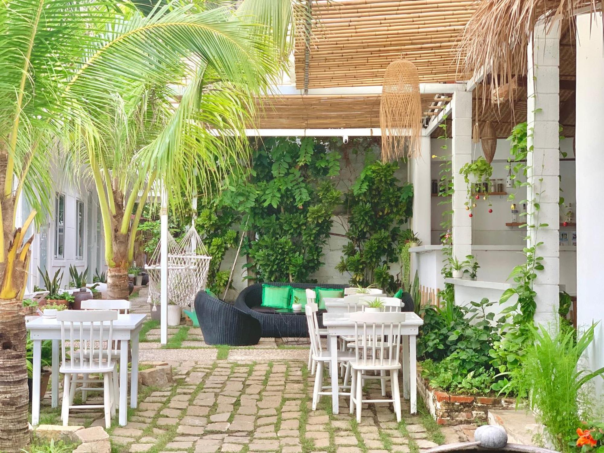 A L Y S S A Seaside Muine Hotel Mui Ne Exterior photo